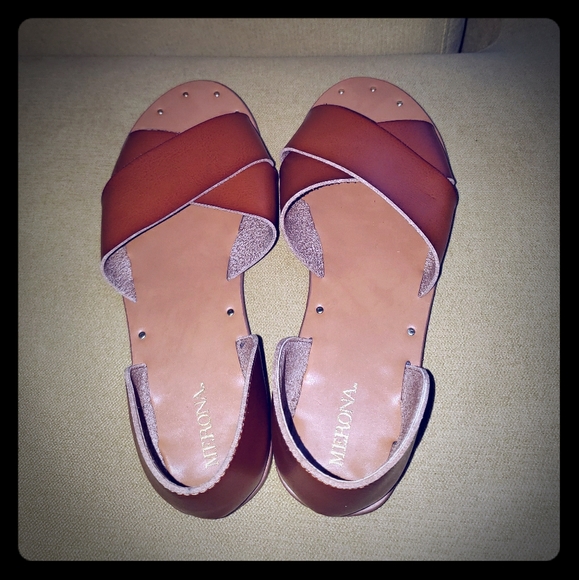 Shoes - Picture 1 of 4